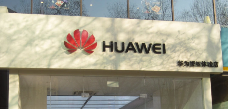 Polska o krok bliżej od wyeliminowania Huawei z sieci 5G