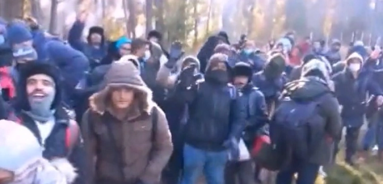 [Wideo] Straż Graniczna; „Siłowe forsowanie granicy” przez imigranów na jednym odcinku