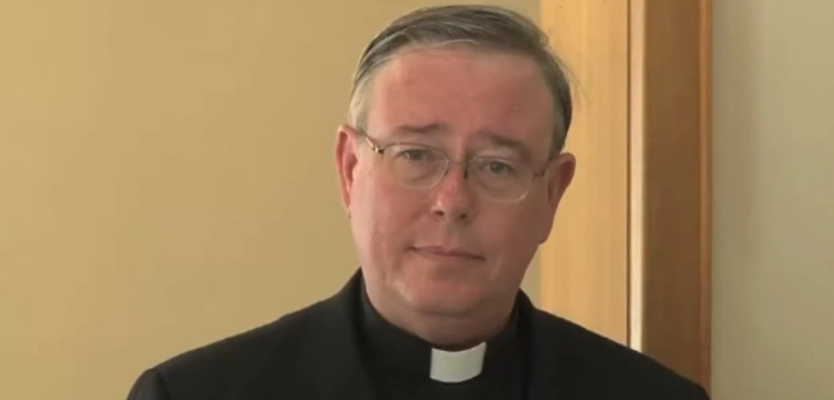 Luksemburski kardynał lobbuje na rzecz kapłaństwa kobiet 