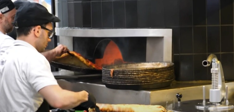 Mediolan. Otwarto pizzerię prowadzoną przez młodzież z autyzmem