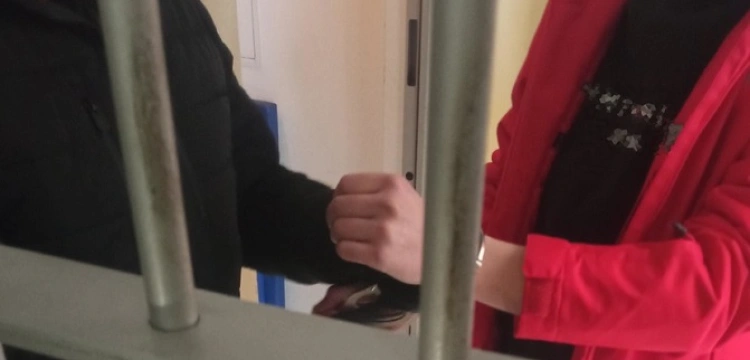 Cela plus! Oszustki wyłudzające zaliczki za wynajem apartamentów nad morzem zatrzymane