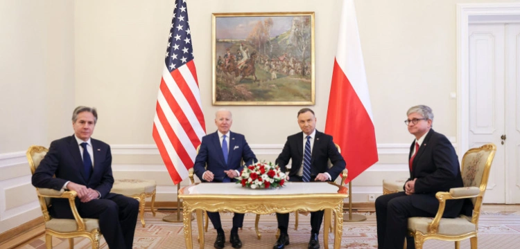 Weltschmerz niemieckiej prasy: Biden chce właśnie w Warszawie prezentować nową wizję przyszłości?