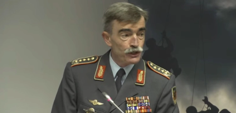 Generał NATO: Rosja szuka sposobu wyjścia z Ukrainy z twarzą