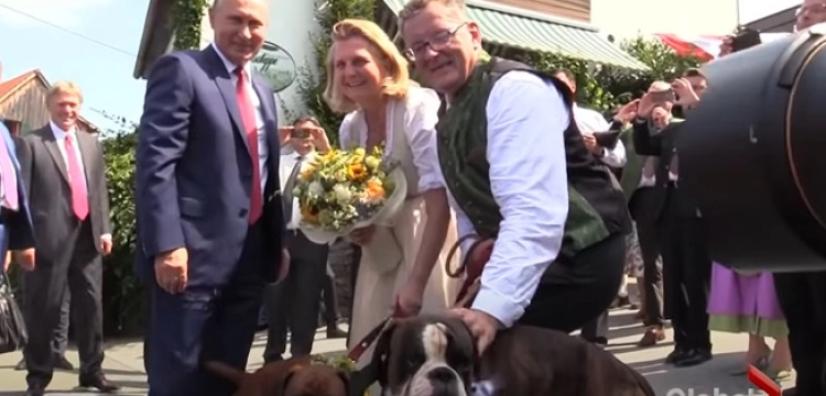 Kolczyki od Putina zbyt cenne dla byłej szefowej MSZ Austrii?