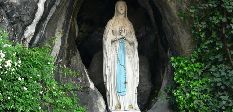 Maryja w Lourdes: Wzywam do pokuty, pokuty, pokuty!!!