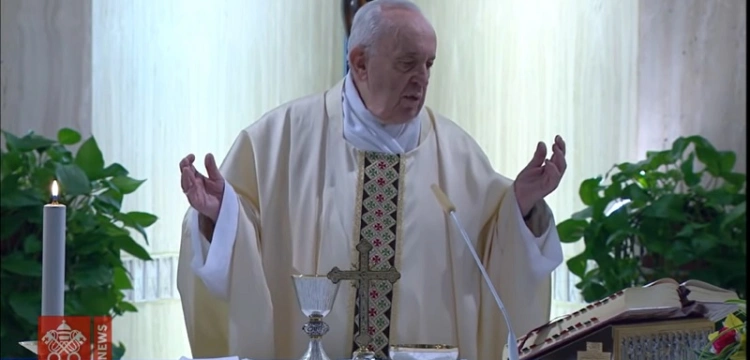 Papież: módlmy się za nauczycieli i uczniów w trudnym dla nich czasie