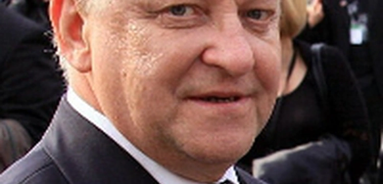 Piecha: Rozmawiamy z opozycją. Wiemy, że projekt weryfikacji covidowej pracowników przejdzie