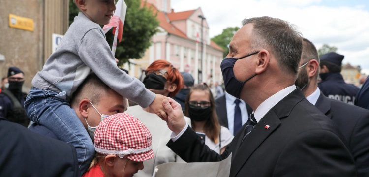 Tempo kampanii prezydenta nie słabnie. Andrzej Duda w swoim rytmie
