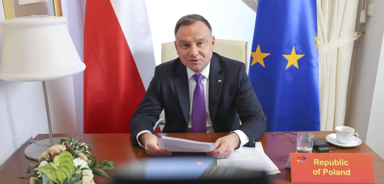 Prezydent odwołał wizytę w Budapeszcie 
