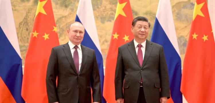 Politico: Chiny rozważają materialną pomoc Rosji. UE dysponuje dowodami