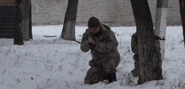 Pierwsza wymiana jeńców. Pięciu żołnierzy obrony terytorialnej uwolnionych z rąk Rosjan 