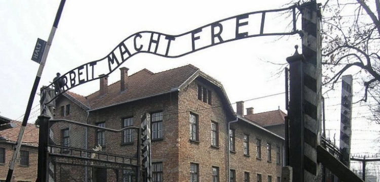 Niemiecki Holocaust nie był owocem szaleństwa, ale nauki wyzwolonej z moralności