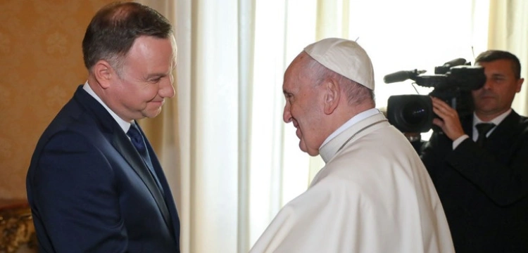 Prezydent udaje się do Watykanu. Spotka się z papieżem Franciszkiem