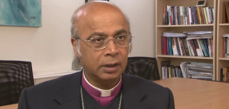 Ważny anglikański biskup konwertuje na katolicyzm 