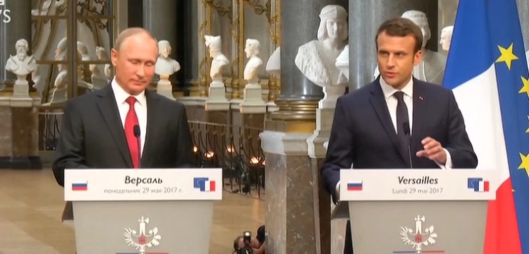 Macron rozmawiał z Putinem. ,,Najbliższe dni będą decydujące''