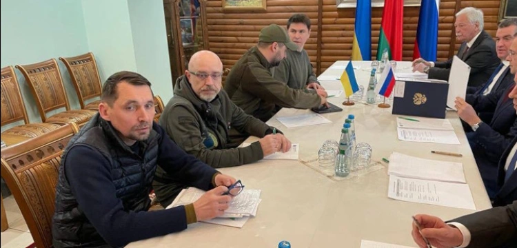 Kolejna runda negocjacji. Czego żąda Ukraina?