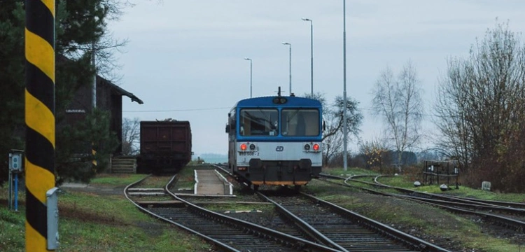 W Czechach zderzyły się pociągi. Są ofiary śmiertelne i wielu rannych 