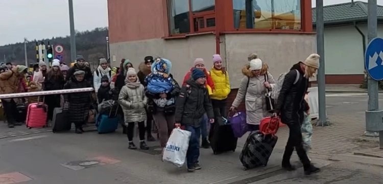 O. Leon: A niektórzy wciąż sarkają - ,,Im jest lepiej jak nam’’