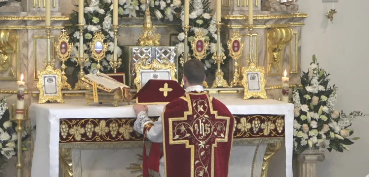 Papież zezwala Bractwu św. Piotra na sprawowanie tradycyjnej liturgii 