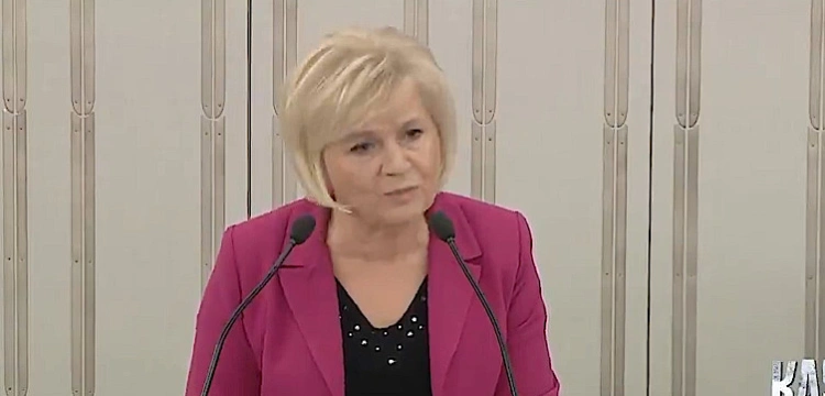 Senat: Lidia Staroń wsparła PiS. Mocne wystąpienie! [ZOBACZ]
