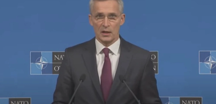 Stoltenberg: Nie ma żadnych dowodów na wycofywanie się rosyjskich wojsk znad ukraińskiej granicy