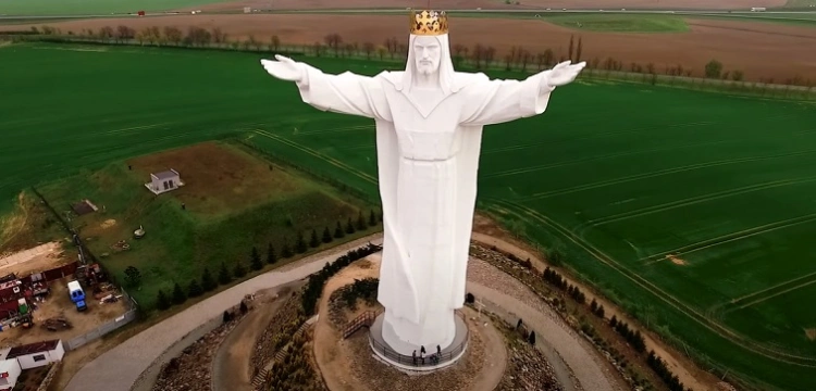 Już 11 lat minęło od ukończenia największego na świecie pomnika Jezusa Chrystusa Króla