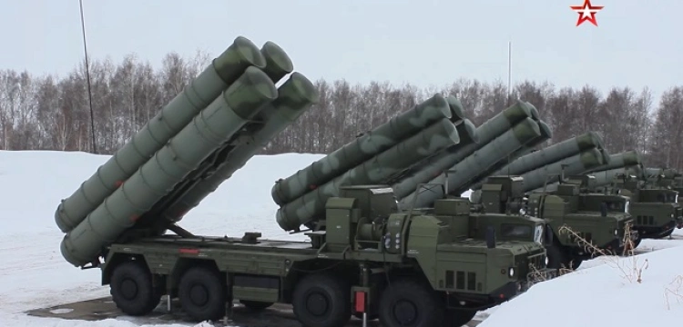 Bojowe rosyjskie systemy rakietowe już na Białorusi