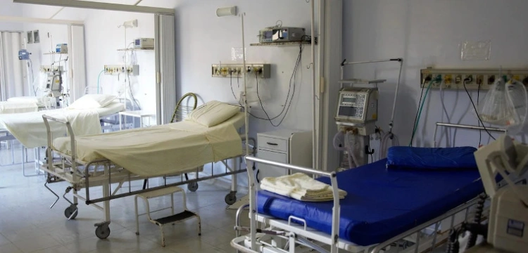Oświadczenie szpitala w Pszczynie: Zawieszono dwóch lekarzy