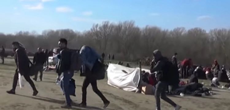 Caritas Europa apeluje o ewakuację obozów dla uchodźców