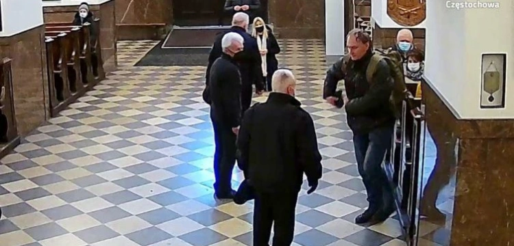 Znasz go? Policja szuka mężczyzny, który pobił pracownika Straży Jasnogórskiej [ZDJĘCIA]