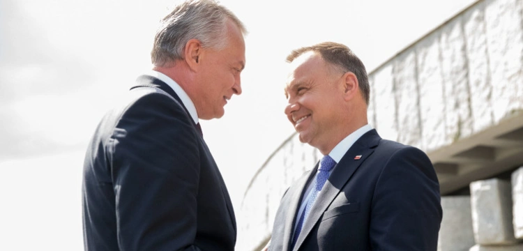 Prezydent Duda: Dzisiaj Polska i Litwa już bez mieczy, ale w przyjaźni współtworzą razem Europę