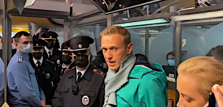 PILNE! Nawalny zatrzymany na moskiewskim lotnisku