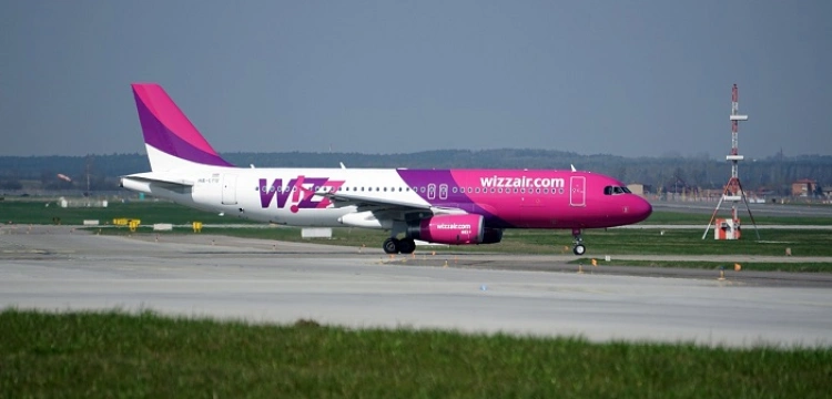 Kuriozalny powód zawieszenia lotów z Polski przez WizzAir