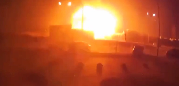 Rosjanie ostrzelali Kijów. Rakiety spadły na dzielnice mieszkalne, są ofiary