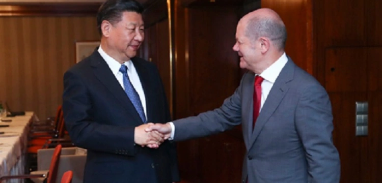 Pierwsza rozmowa Xi Jinpinga z kanclerzem Niemiec Olafem Scholzem