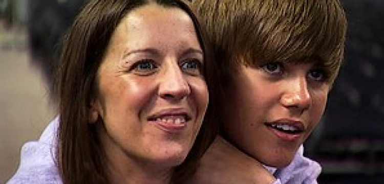 Matka Justina Biebera wyprodukuje film antyaborcyjny