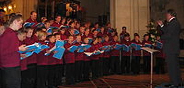 Dlaczego w katolickiej liturgii muzyka jest tak słaba?