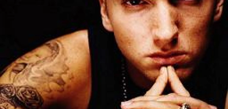 Eminem, człowiek niejednokrotnie przekraczający wszelkie granice skandalu podąża w stronę Jezusa?