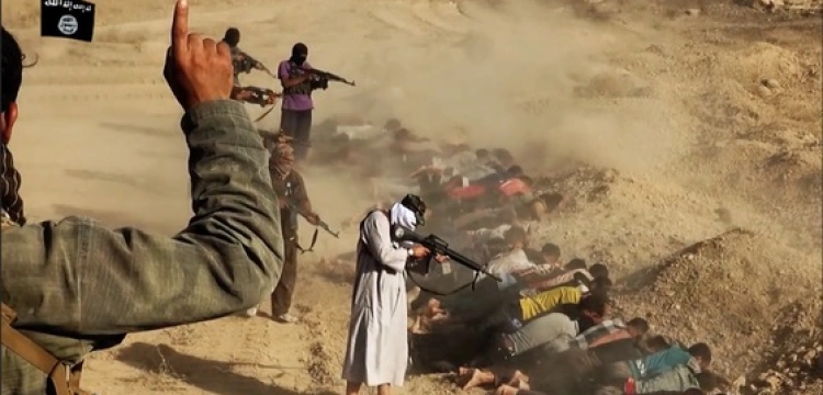 Islam według ISIS: Masakra 300 mężczyzn i chłopców