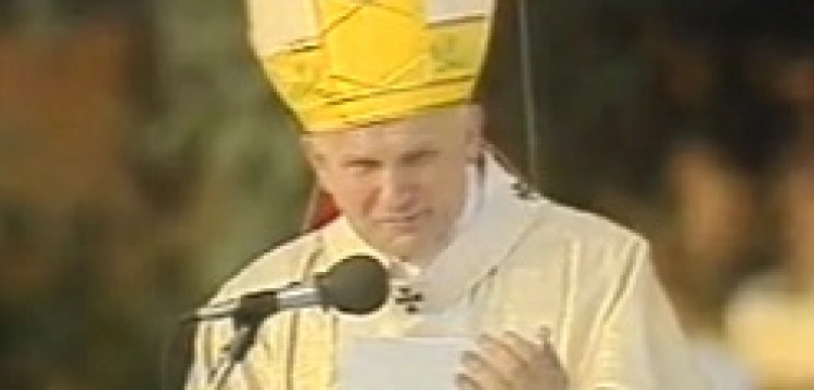 Do Papieża strzelał nie tylko Ali Agca?