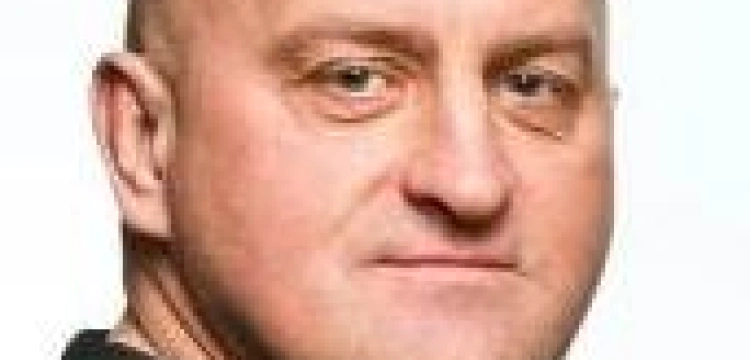 Marian Kowalski krytykuje ataki przyjaciół z "Gazety Polskiej". Jej dziennikarz mu odopowiada. Zobacz video