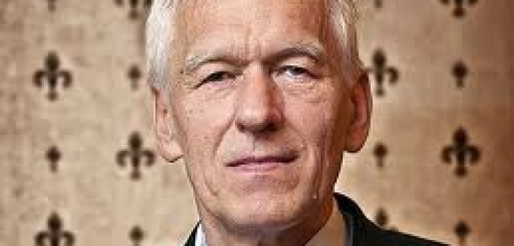 Morawiecki: Przed przyszłym papieżem stoi jedno zadanie. Zwołać Sobór Powszechny