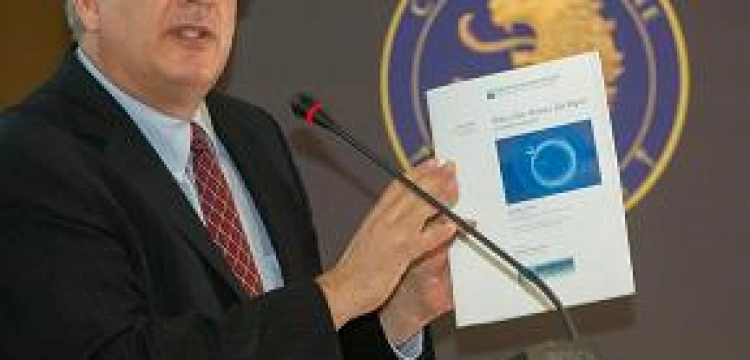 Headline: „ODWAGI! Prawo, Moralność i Ludzkie Życie”- wykład mec. Nikolasa T. Nikasa na Uniwersytecie Warszawskim