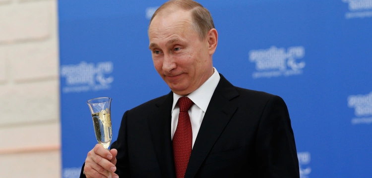 Putin ułaskawi setki tysięcy przestępców