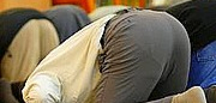 Gwałciciel nieletnich zasłania się... islamem