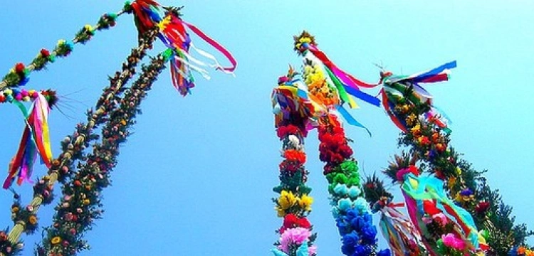 Prostujcie ścieżki Panu. Jest blisko