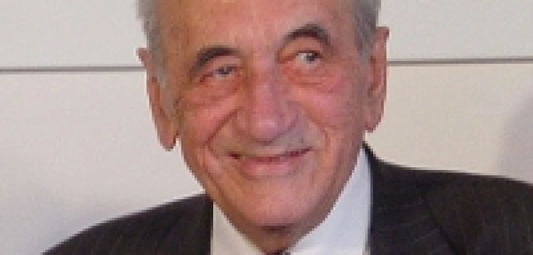 Mazowiecki skarży się Niemcom na polskich biskupów