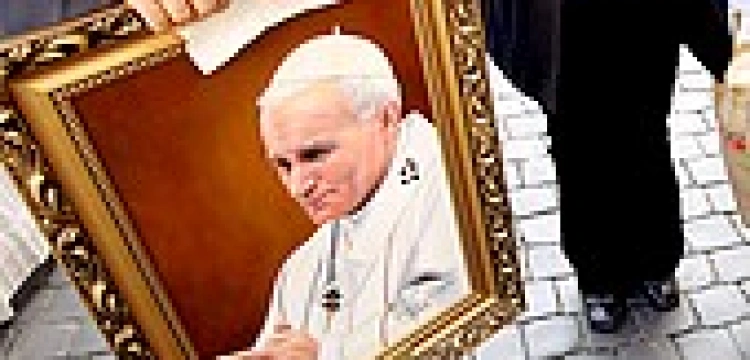 Terlikowski: Papieskie teorie spiskowe