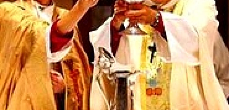 Benedykt XVI wyciągnął rękę do anglikanów