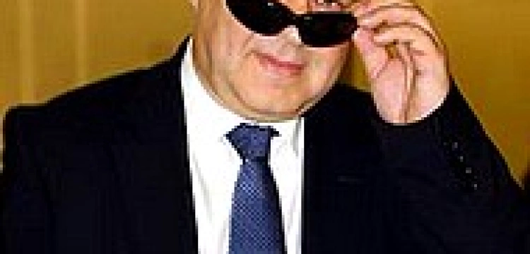 Szmajdziński: Benedykt XVI nie rozumie in vitro